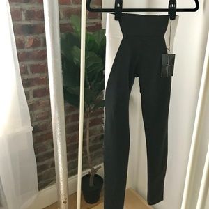 *never worn Monday Active legging